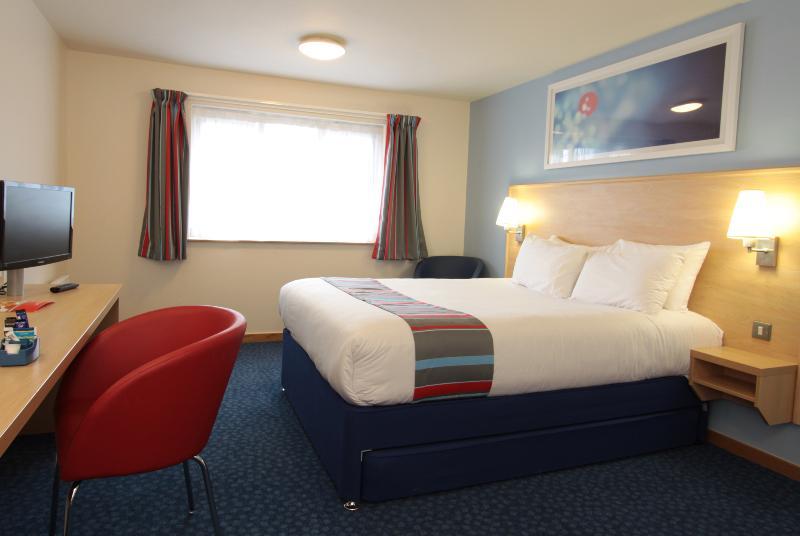 Travelodge Aberdeen Central Buitenkant foto